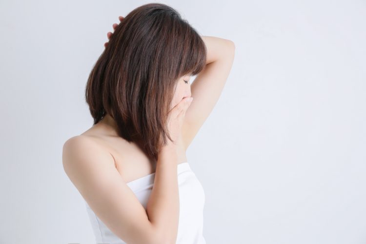 わきがになるのはなぜ?その原因とは!